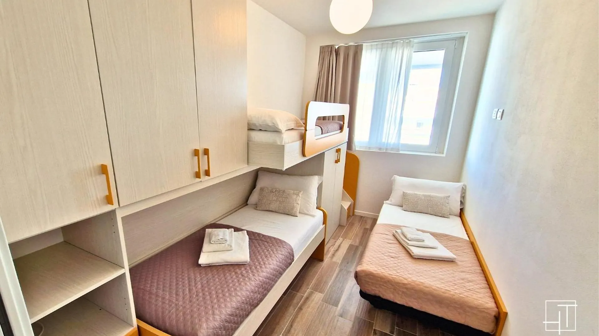 Ht - Luxury Apartment At Palm Beach Jesolo 0*, Lido di Jesolo Italia